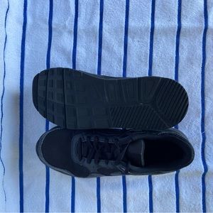 Men’s Nike Air Max Black 10.5